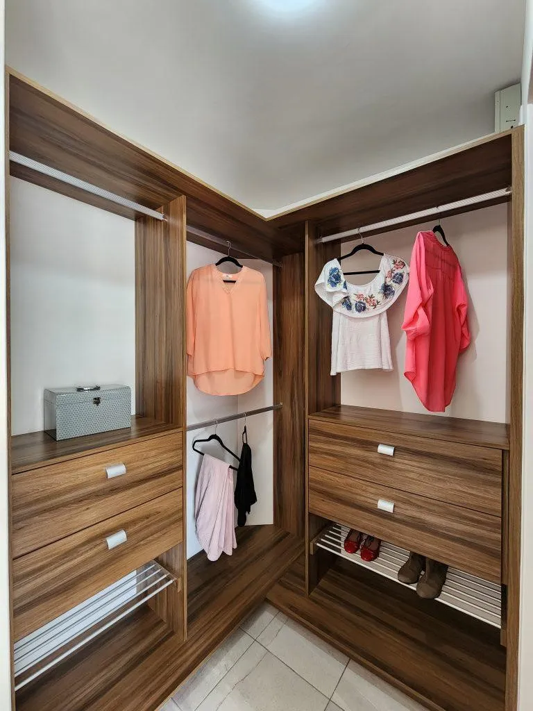 Closets y Vestidores, CATARA, Modelo Monet