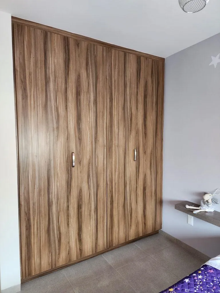 Closets y Vestidores, CATARA, Modelo Picasso